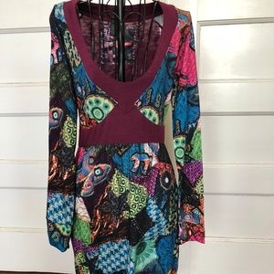 Desigual dress made in Barcelona V neck NWOT sz S